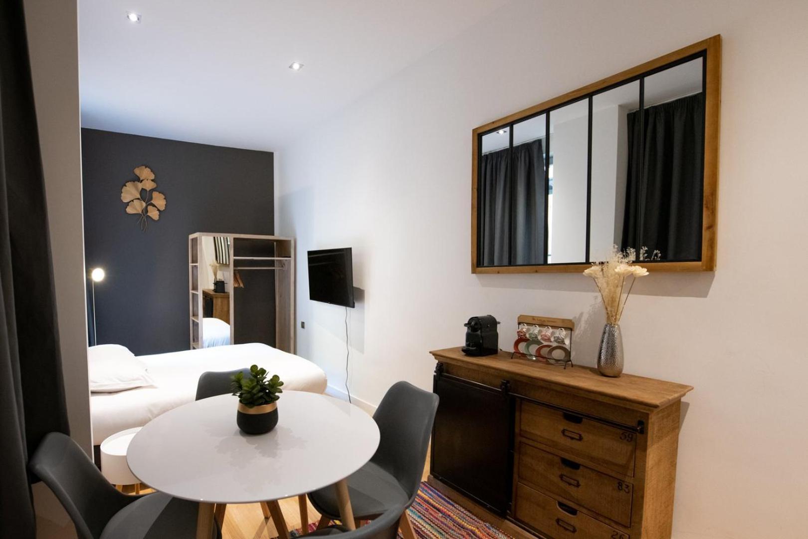 Le St Germain - Pétillant studio décoré avec goût en centre-ville Lyon Extérieur photo