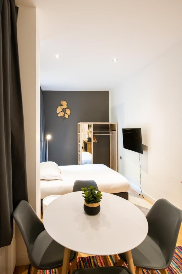 Le St Germain - Pétillant studio décoré avec goût en centre-ville Lyon Extérieur photo
