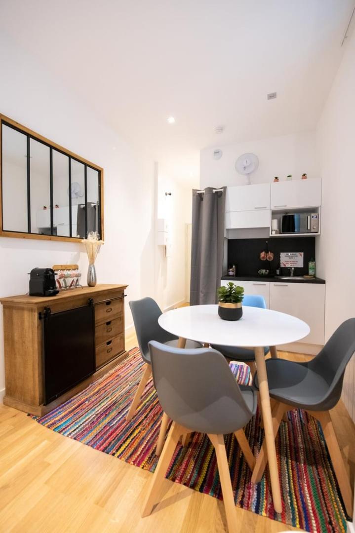 Le St Germain - Pétillant studio décoré avec goût en centre-ville Lyon Extérieur photo
