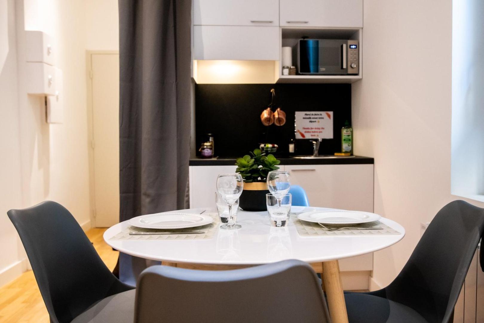 Le St Germain - Pétillant studio décoré avec goût en centre-ville Lyon Extérieur photo