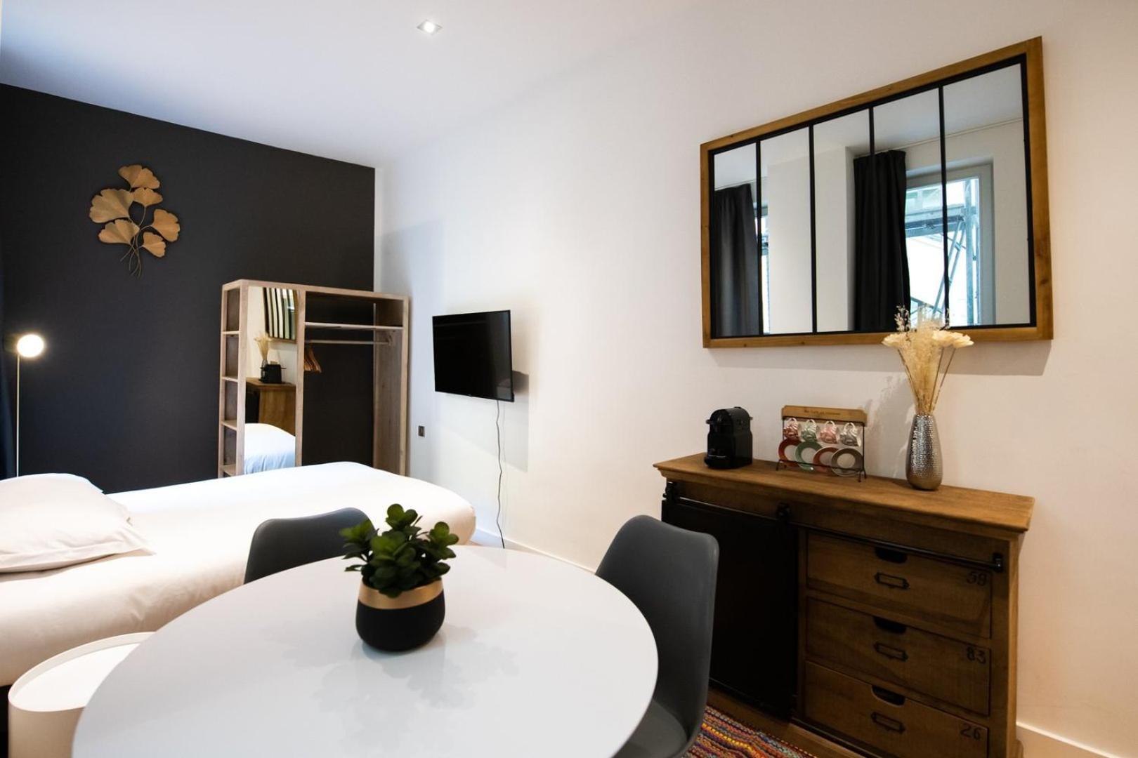Le St Germain - Pétillant studio décoré avec goût en centre-ville Lyon Extérieur photo